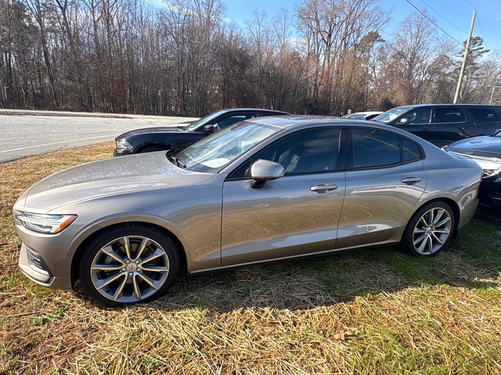 2019 Volvo S60 Image 2