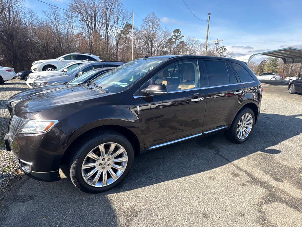 2013 Lincoln MKX Image 2
