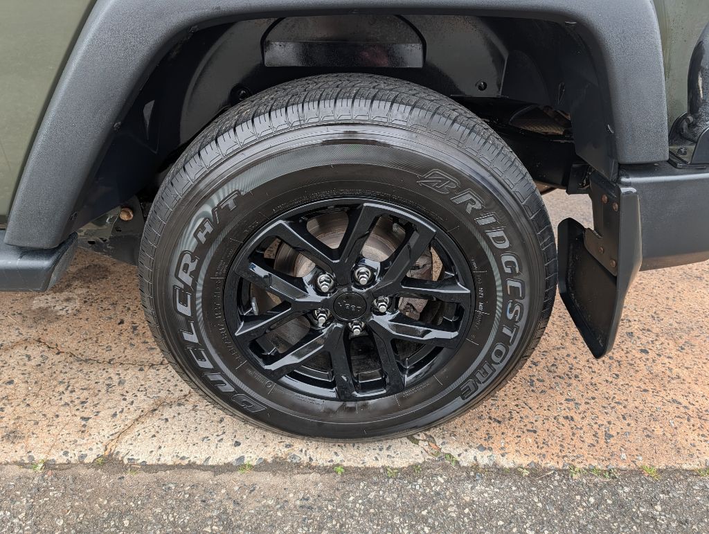 2015 Jeep Wrangler Image 9