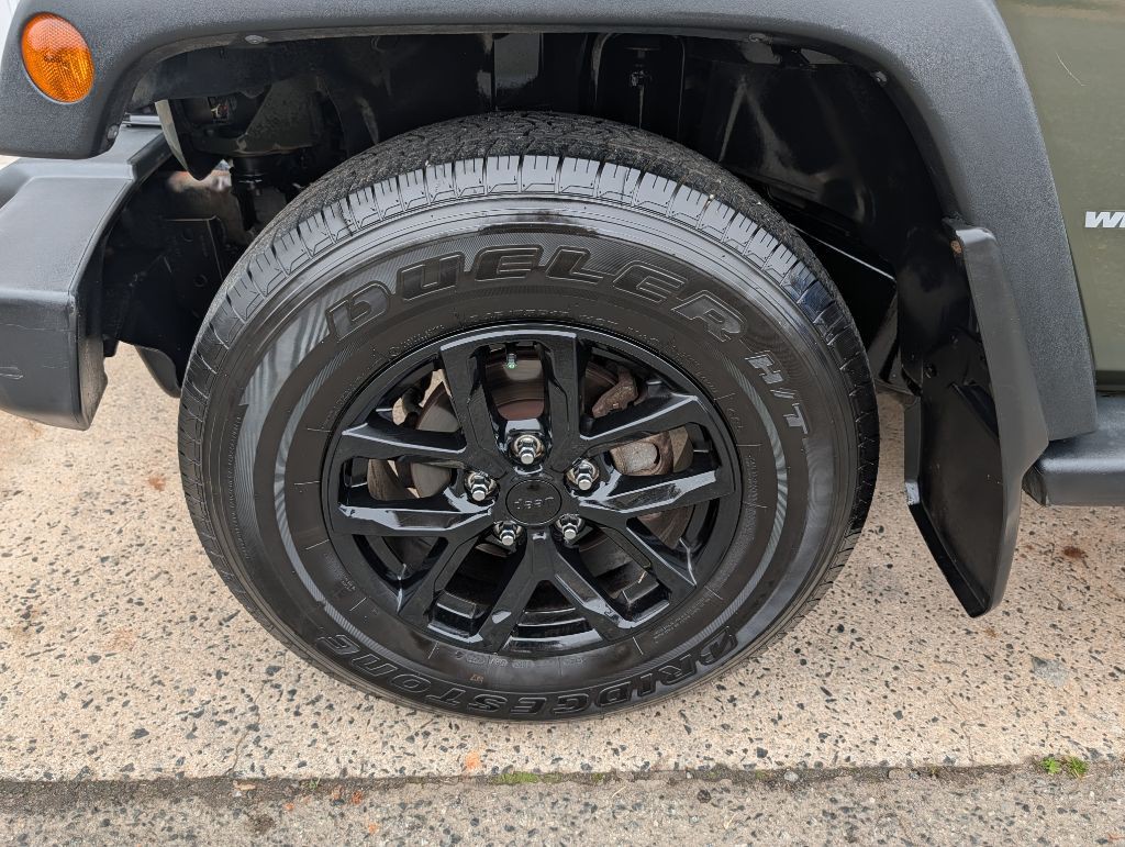 2015 Jeep Wrangler Image 10