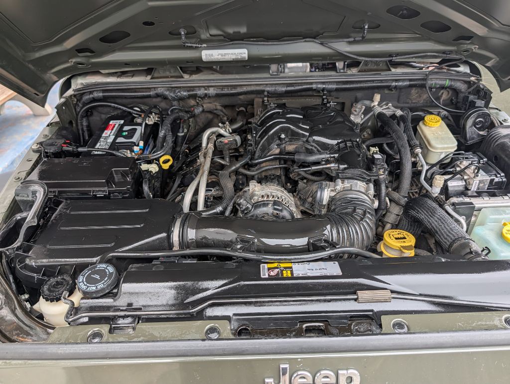 2015 Jeep Wrangler Image 21