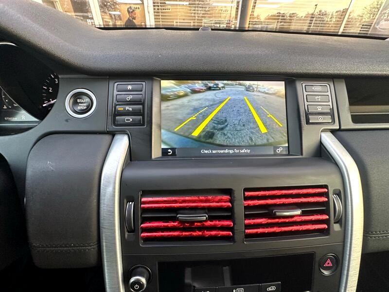 2017 Land Rover Discovery Sport Image 28