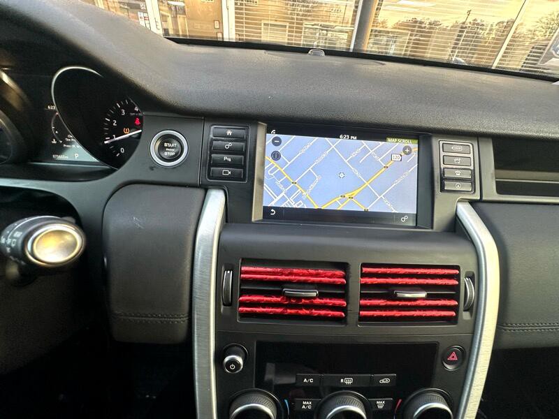 2017 Land Rover Discovery Sport Image 30