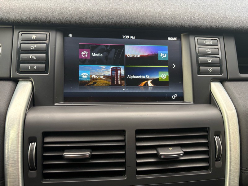 2017 Land Rover Discovery Sport Image 10