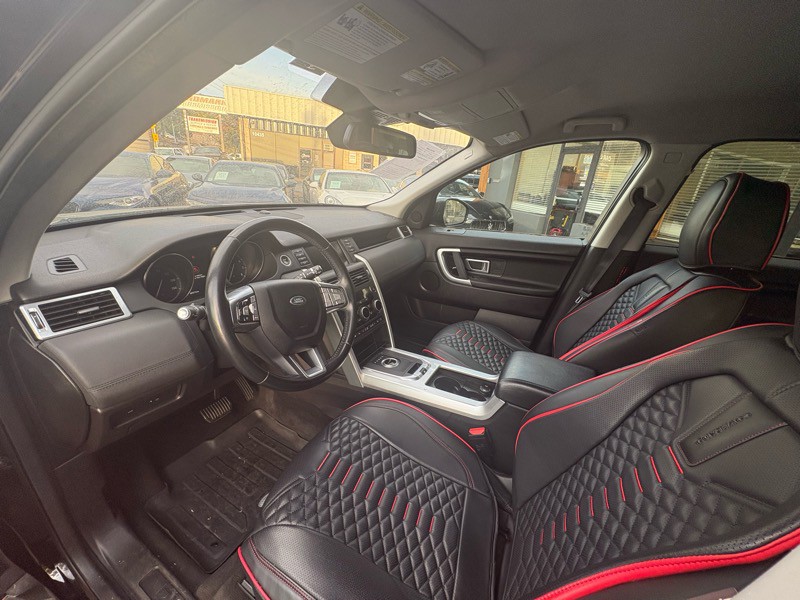 2017 Land Rover Discovery Sport Image 18