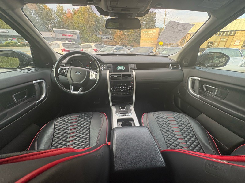 2017 Land Rover Discovery Sport Image 24