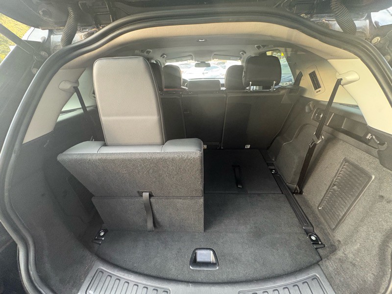 2017 Land Rover Discovery Sport Image 33