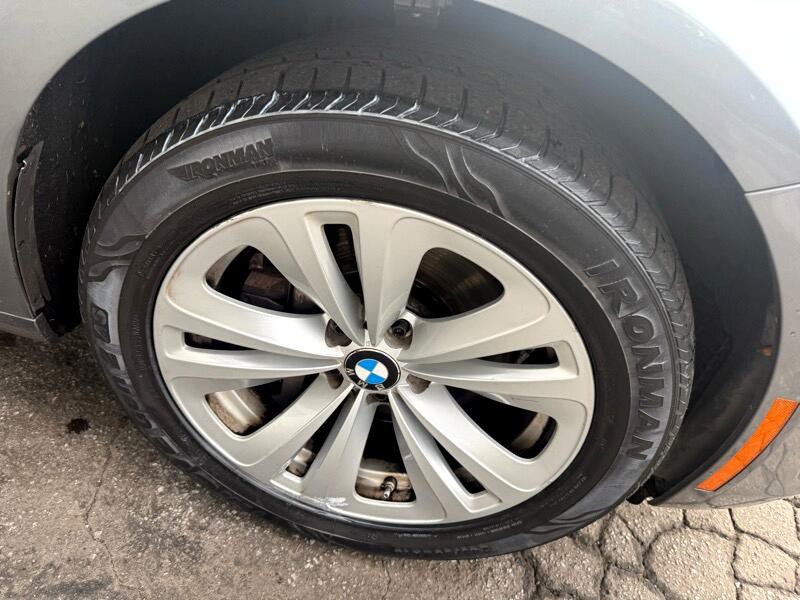 2012 BMW 5 Series Image 8