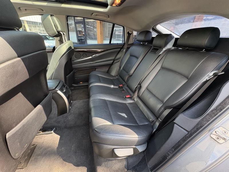 2012 BMW 5 Series Image 10