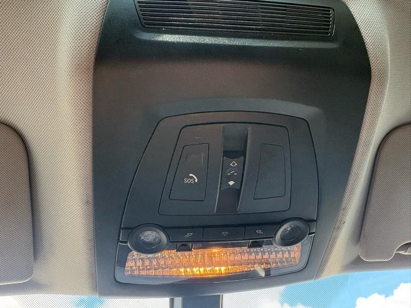 2012 BMW 5 Series Image 24