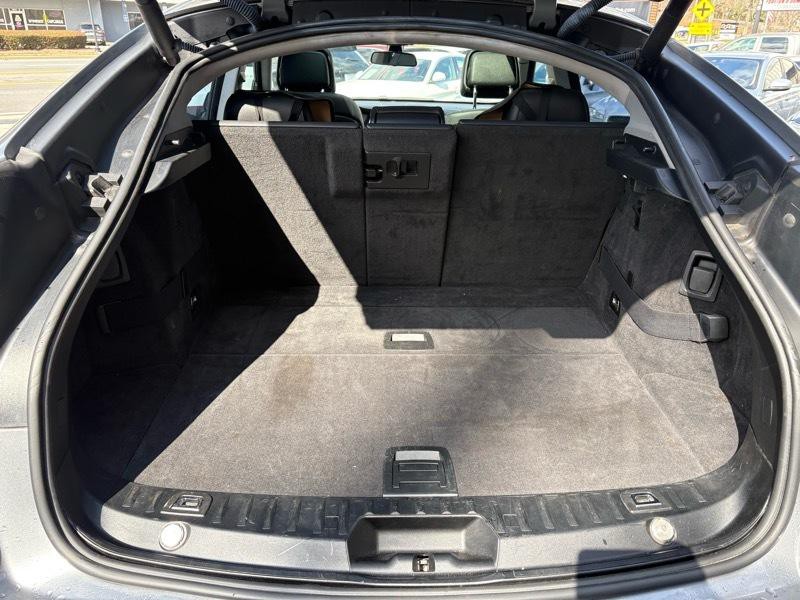 2012 BMW 5 Series Image 26