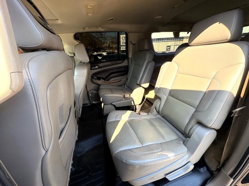2015 Chevrolet Suburban Image 8