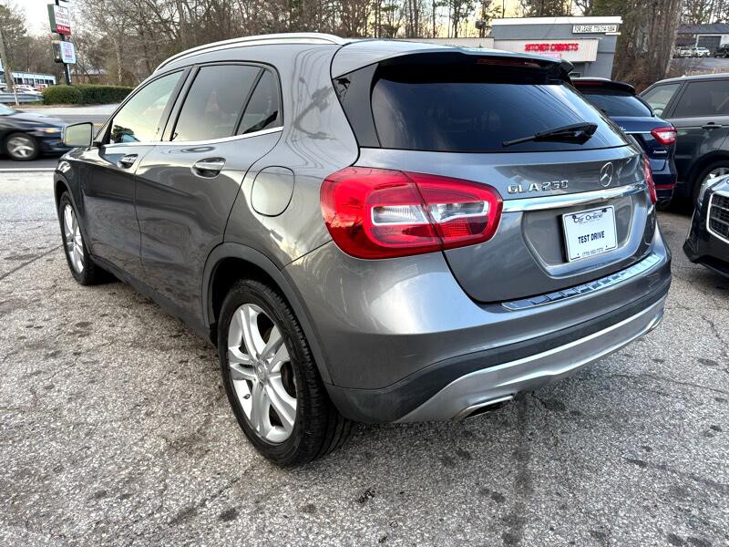 2016 Mercedes-Benz GLA-Class Image 2