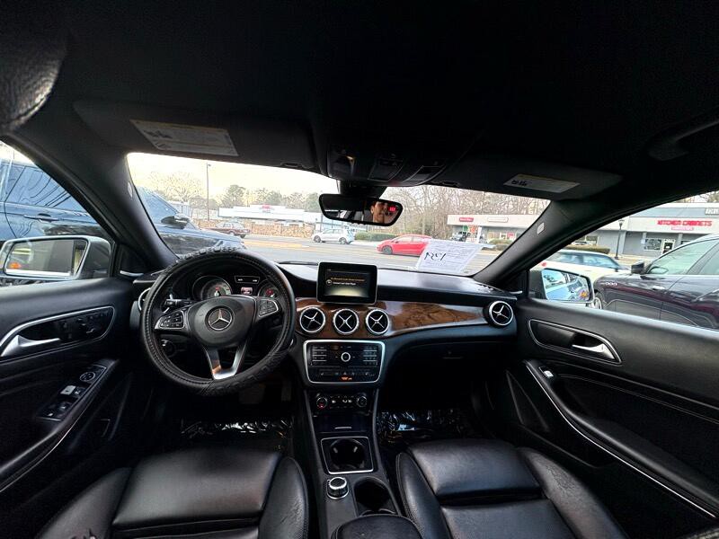 2016 Mercedes-Benz GLA-Class Image 12
