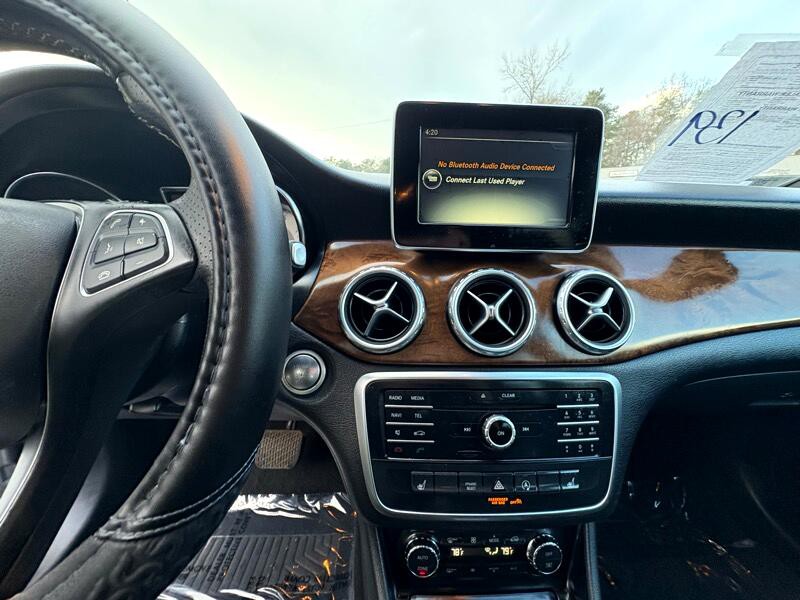 2016 Mercedes-Benz GLA-Class Image 17