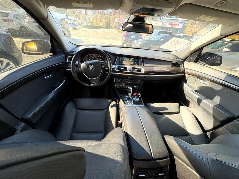 2011 BMW 5 Series Image 12