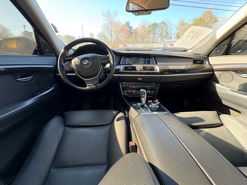 2011 BMW 5 Series Image 13
