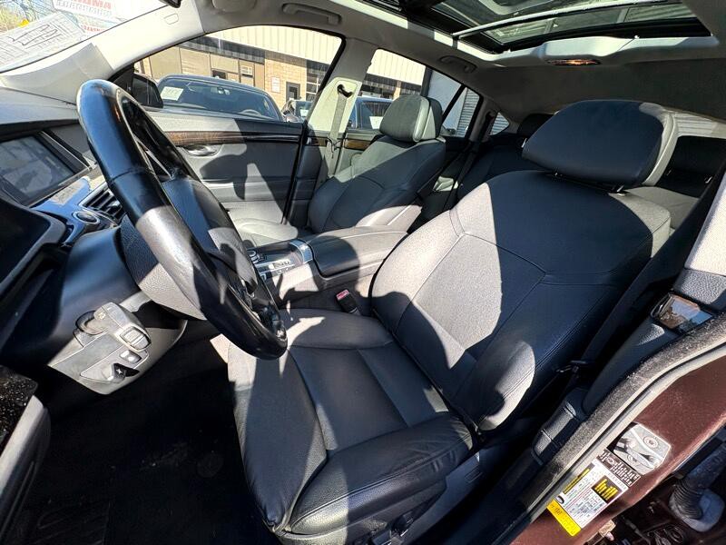 2011 BMW 5 Series Image 15
