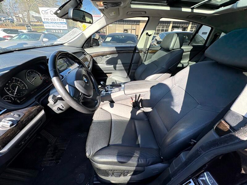 2011 BMW 5 Series Image 16