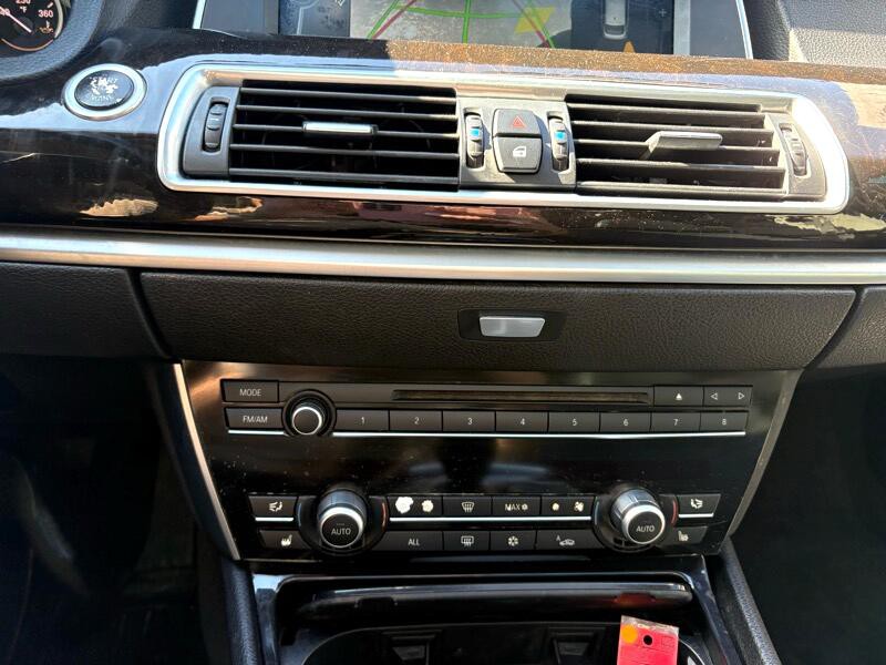 2011 BMW 5 Series Image 18
