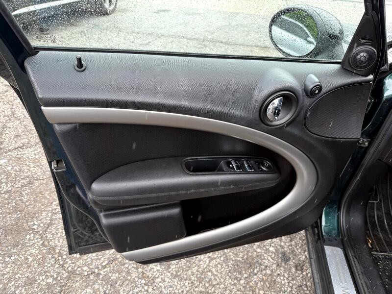 2013 MINI Countryman Image 9