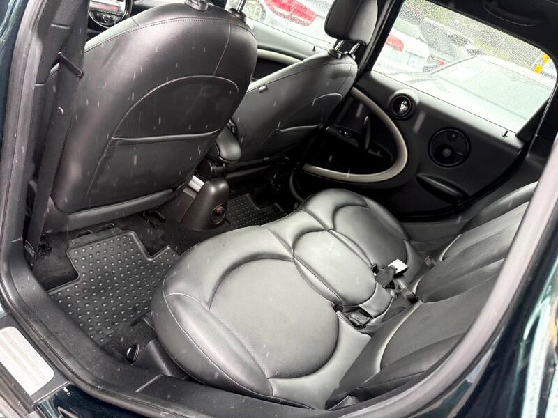 2013 MINI Countryman Image 13