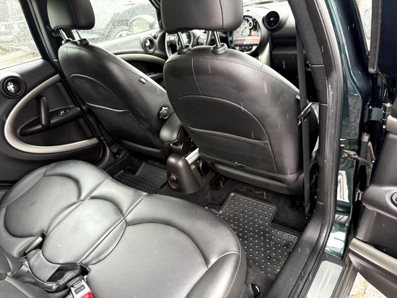 2013 MINI Countryman Image 19