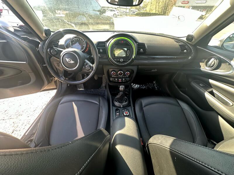 2017 MINI Cooper Clubman Image 14