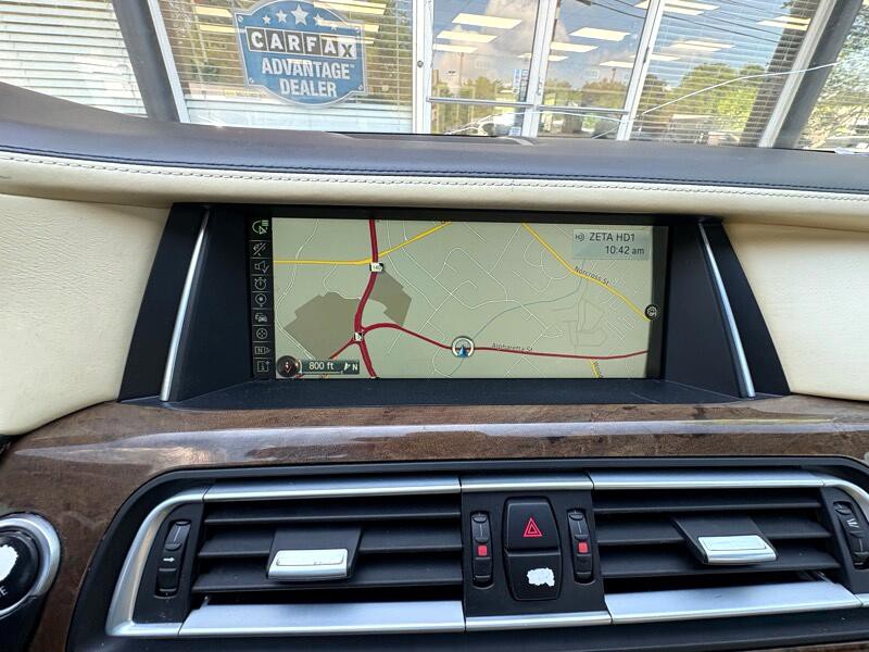 2013 BMW 7 Series Image 20