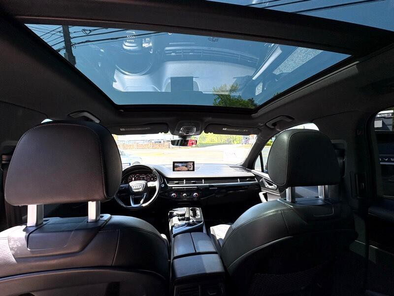 2017 Audi Q7 Image 12