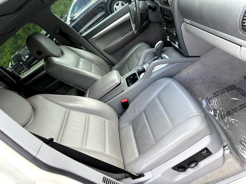 2009 Porsche Cayenne Image 19