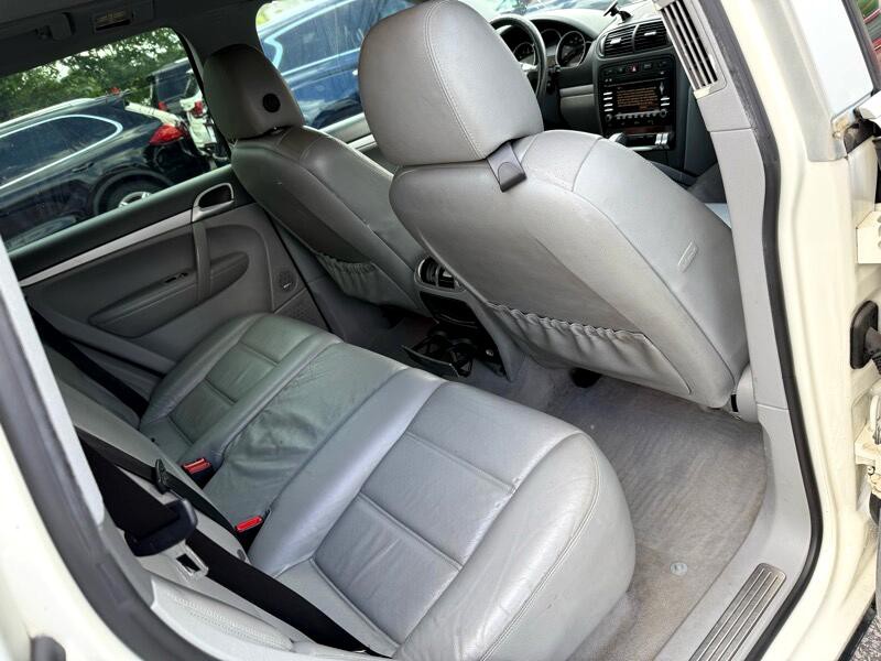 2009 Porsche Cayenne Image 20
