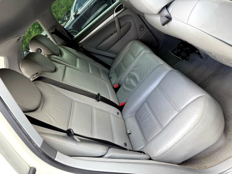 2009 Porsche Cayenne Image 21