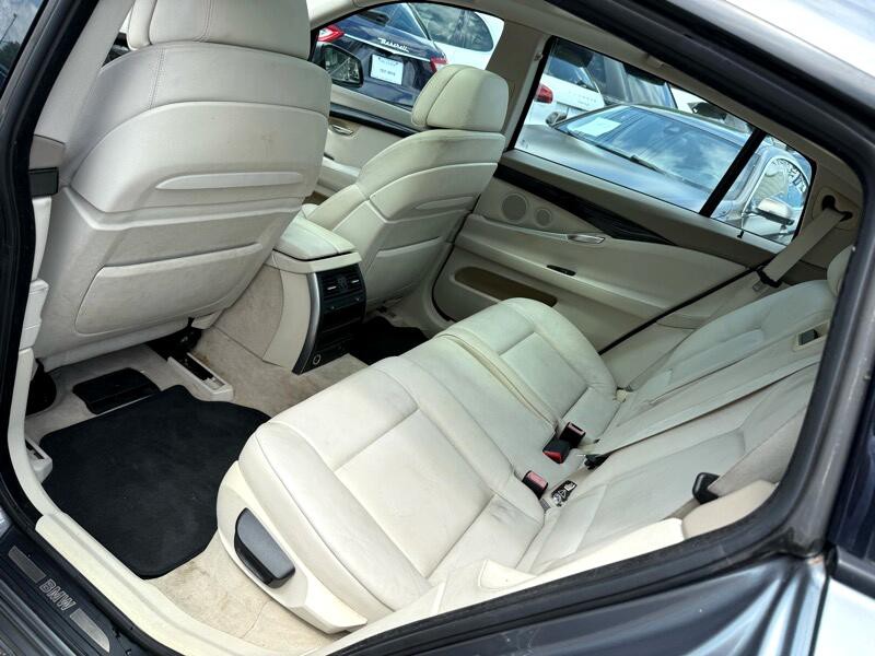 2010 BMW 5 Series Image 11