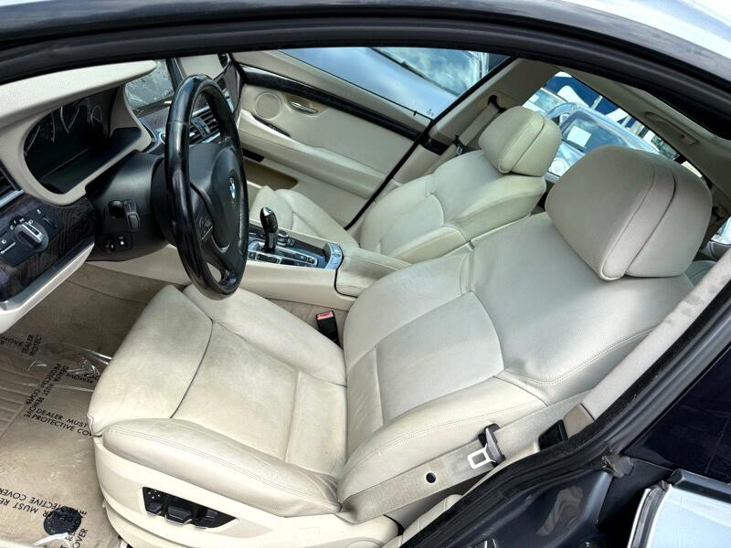 2010 BMW 5 Series Image 12