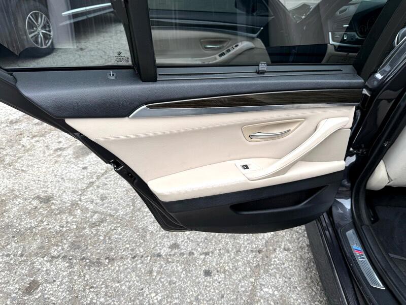 2014 BMW 5 Series Image 11