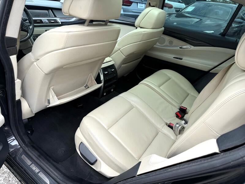 2010 BMW 5 Series Image 15