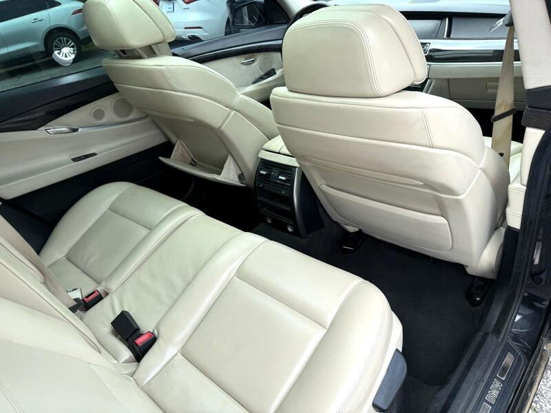 2010 BMW 5 Series Image 21