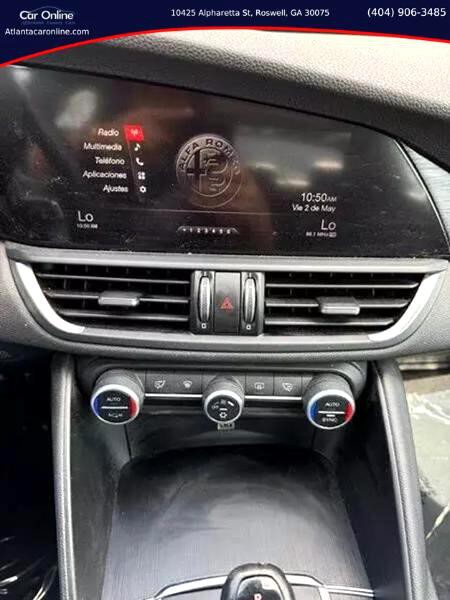 2017 Alfa Romeo Giulia Image 8