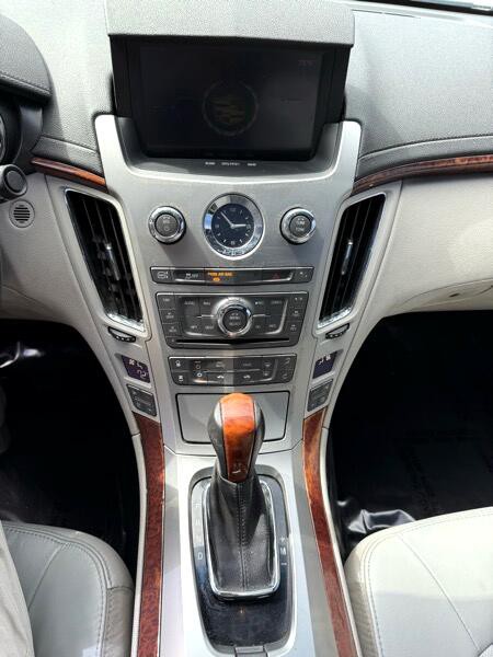 2011 Cadillac CTS Image 19