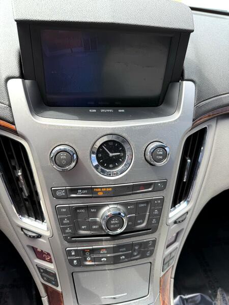 2011 Cadillac CTS Image 20