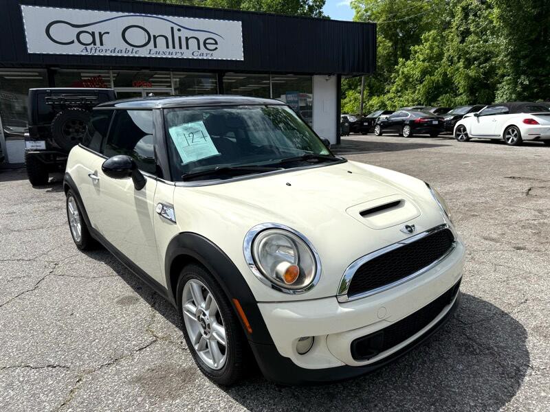 2011 MINI Cooper Image 4