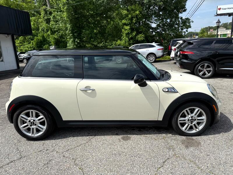 2011 MINI Cooper Image 5