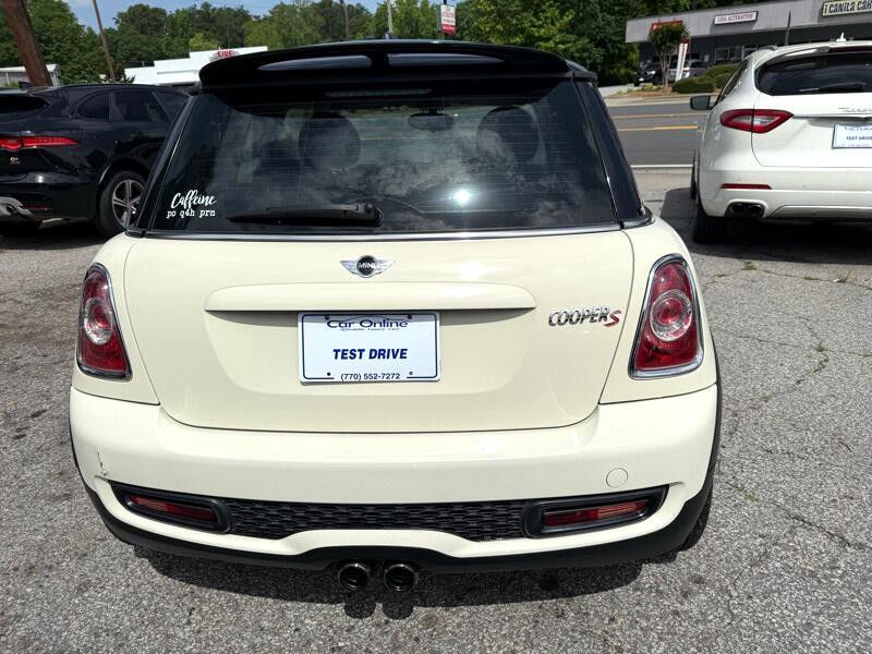 2011 MINI Cooper Image 8