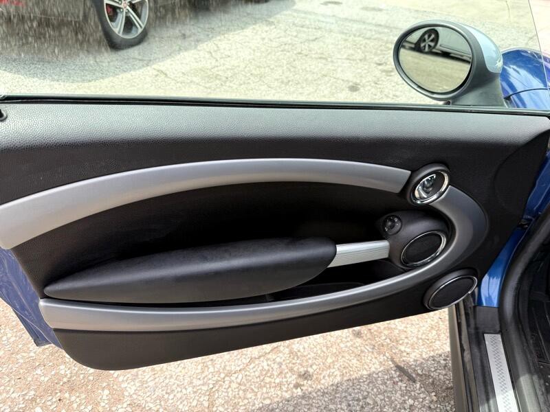 2012 MINI Coupe Image 11