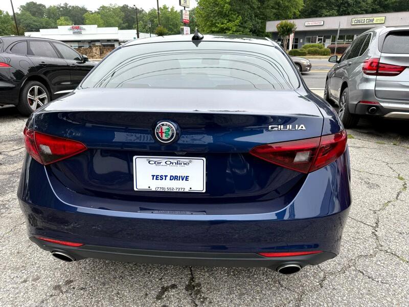 2017 Alfa Romeo Giulia Image 6