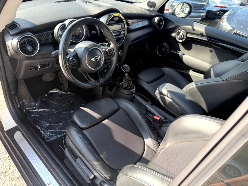 2015 MINI Cooper Image 11