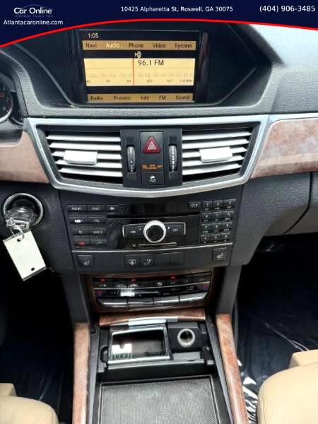 2010 Mercedes-Benz E-Class Image 23