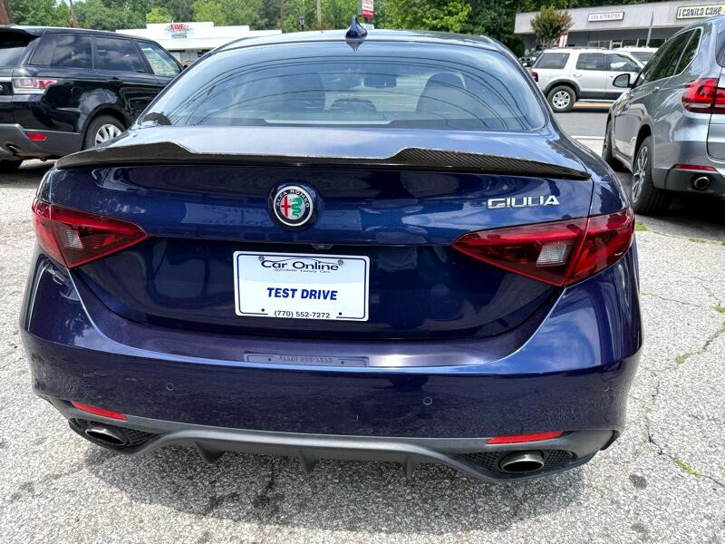 2017 Alfa Romeo Giulia Image 6