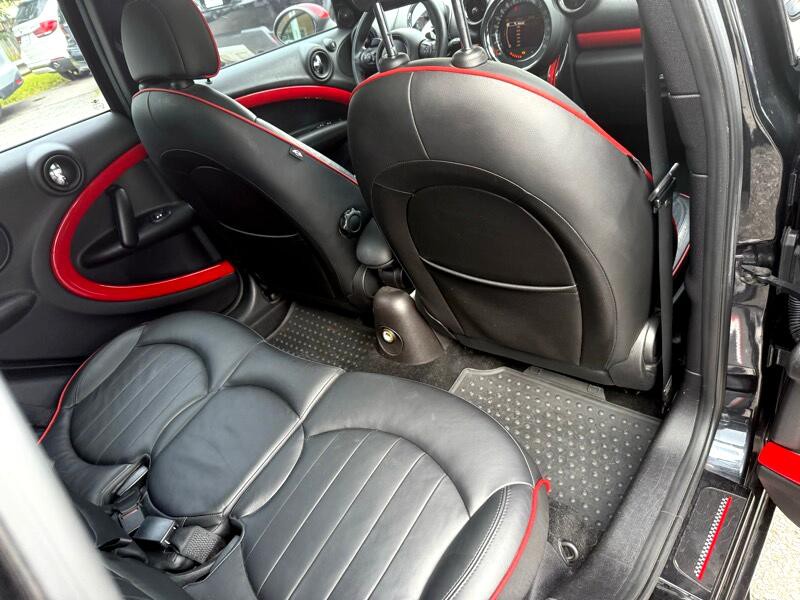 2013 MINI Countryman Image 23
